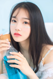 国产漂亮白嫩美女在线观看